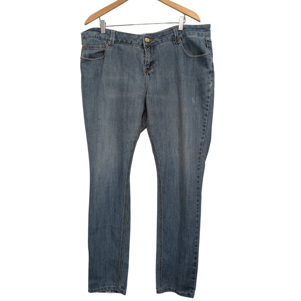 Rocawear Jeans Light Wash Blue Embroidered Back Pocket‎ Denim - Size 20